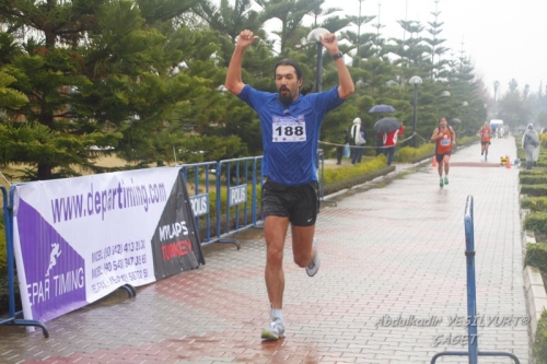 Adana yarı maratonu bitişi