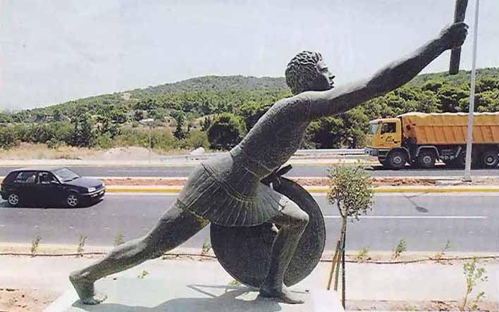 Statue_of_Pheidippides_along_the_Marathon_Road